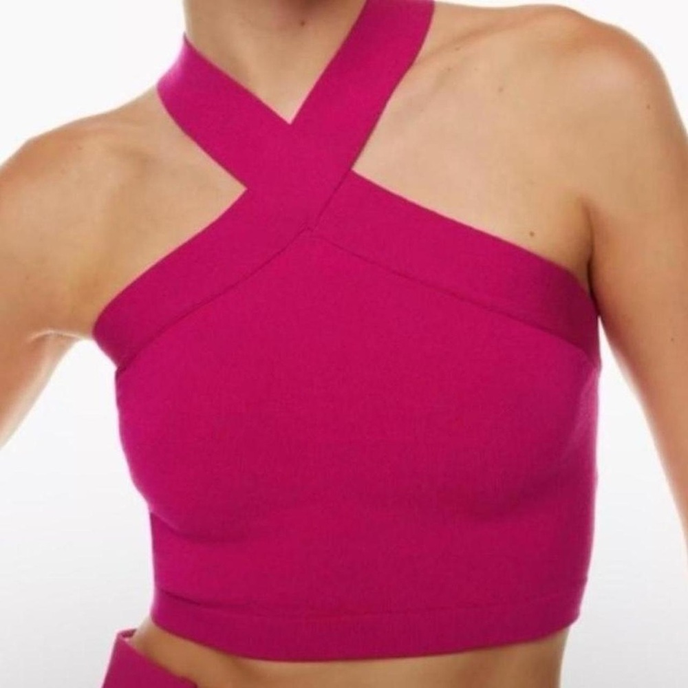 NWT Aritzia Babaton Sculpt Knit Cross Top